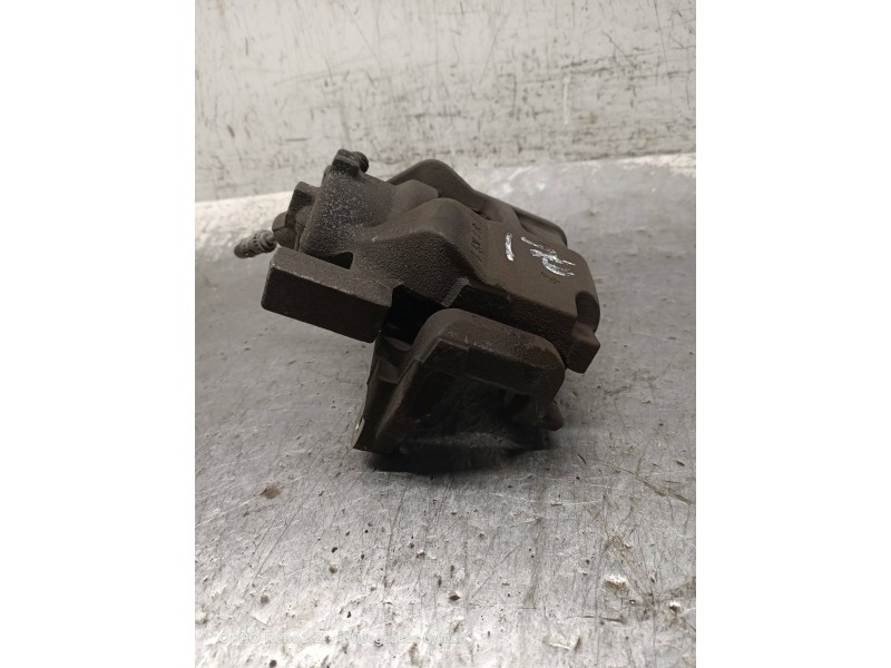 Recambio de pinza freno delantera izquierda para renault laguna coupe initiale referencia OEM IAM   