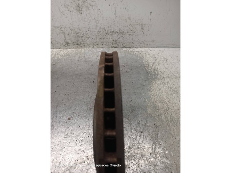 Recambio de disco freno delantero para renault laguna coupe initiale referencia OEM IAM   