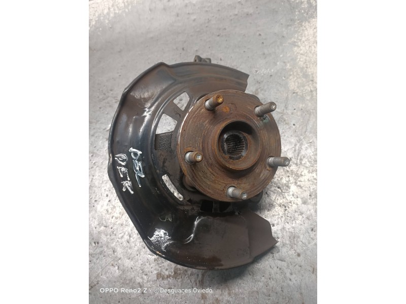 Recambio de mangueta delantera derecha para toyota avensis advance referencia OEM IAM   