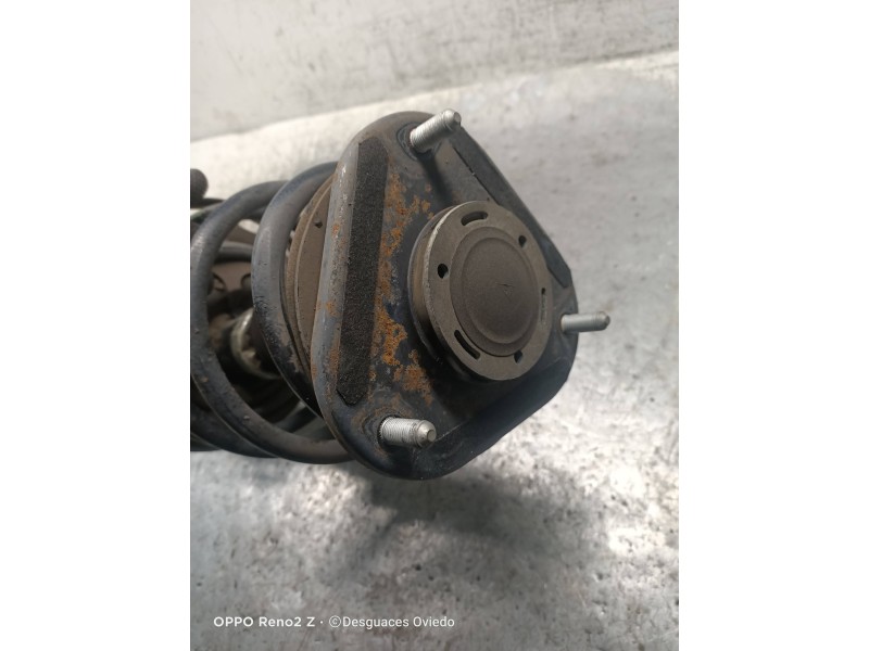 Recambio de amortiguador delantero derecho para toyota avensis advance referencia OEM IAM 4851005380 03091000432 
