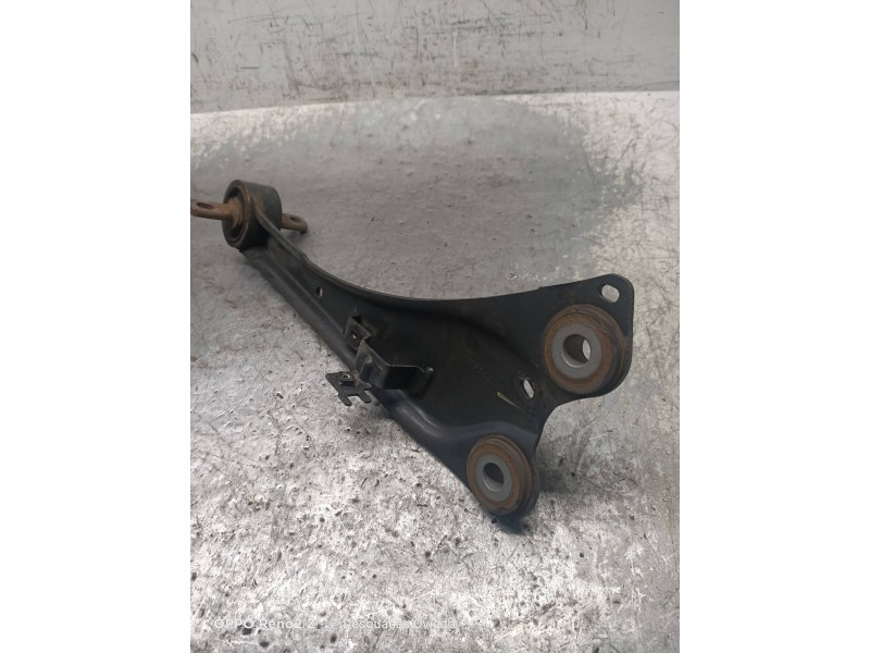 Recambio de tirante trasero derecho para toyota avensis advance referencia OEM IAM   
