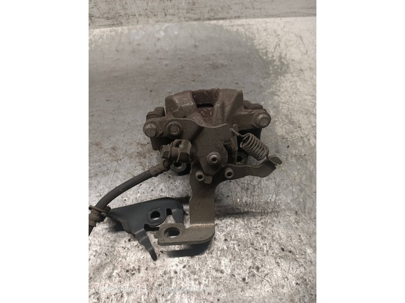 Recambio de pinza freno trasera derecha para toyota avensis advance referencia OEM IAM   