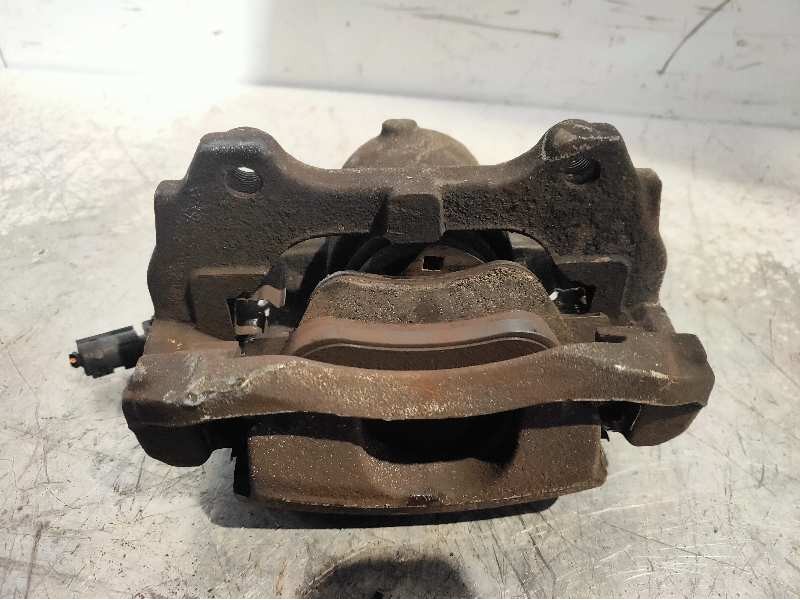 Recambio de pinza freno delantera izquierda para citroen nemo basis referencia OEM IAM Y01952  4401P6