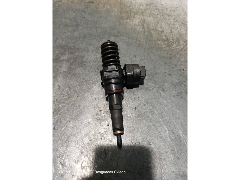 Recambio de inyector para audi a4 berlina (b5) 1.9 tdi referencia OEM IAM 038030073F 0414720007 