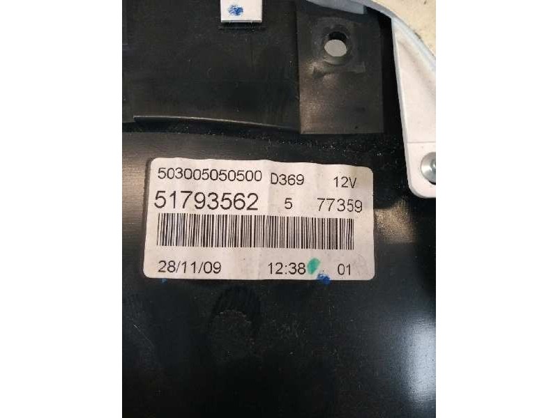 Recambio de cuadro instrumentos para ford ka (ccu) titanium+ referencia OEM IAM 51793562 5 77359 503005050500