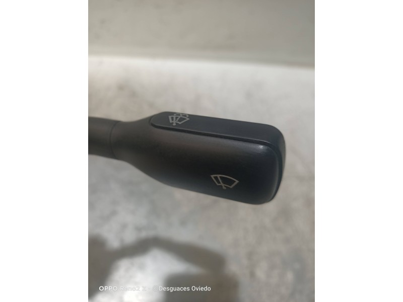 Recambio de mando limpia para audi 80 1.9 tdi referencia OEM IAM 4A0953509  