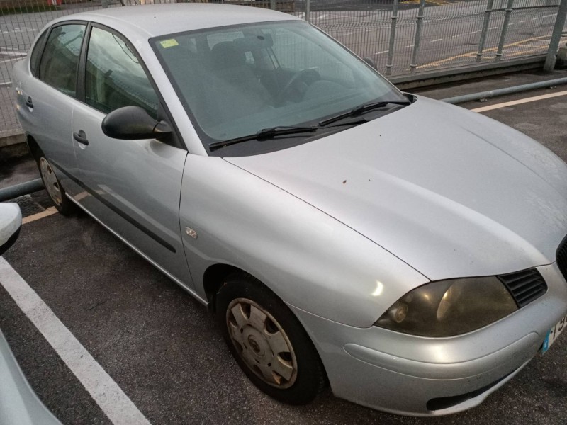 seat cordoba berlina (6l2) del año 2003