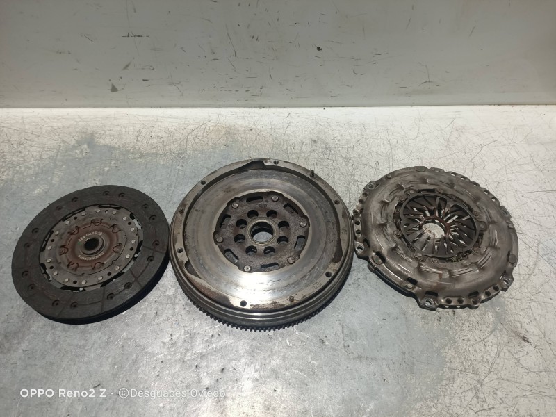 Recambio de kit embrague para citroen c4 grand picasso exclusive referencia OEM IAM 324048510  