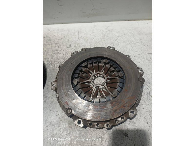 Recambio de kit embrague para citroen c4 grand picasso exclusive referencia OEM IAM 324048510  