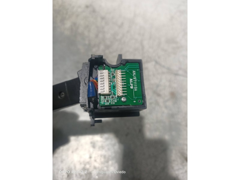 Recambio de mando limpia para volvo s60 berlina d5 referencia OEM IAM 30669740 04W42D 