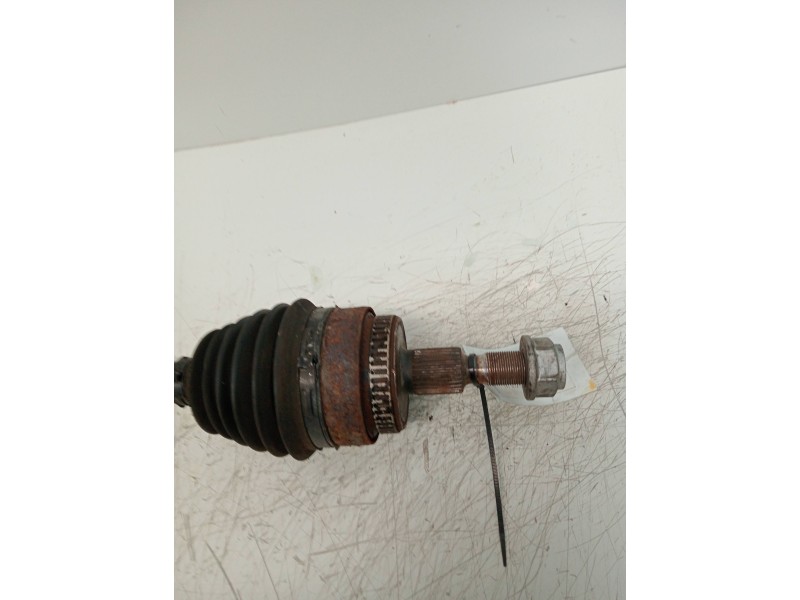 Recambio de transmision delantera izquierda para mercedes clase m (w163) 320 (163.154) referencia OEM IAM 032WD76001 0501005729R