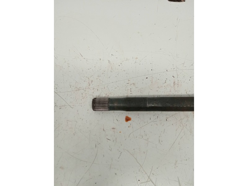 Recambio de transmision trasera izquierda para lada niva ( 2121 / 21213 / 21214 / 21215 ) 1.6 referencia OEM IAM   