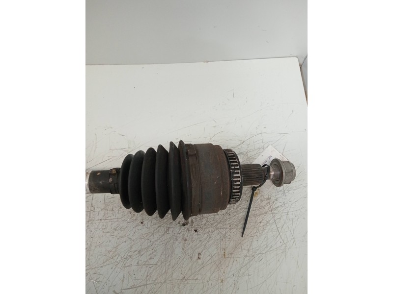 Recambio de transmision trasera izquierda para mercedes clase m (w163) 3.2 v6 18v cat referencia OEM IAM 0501005731REVB 40WD7600