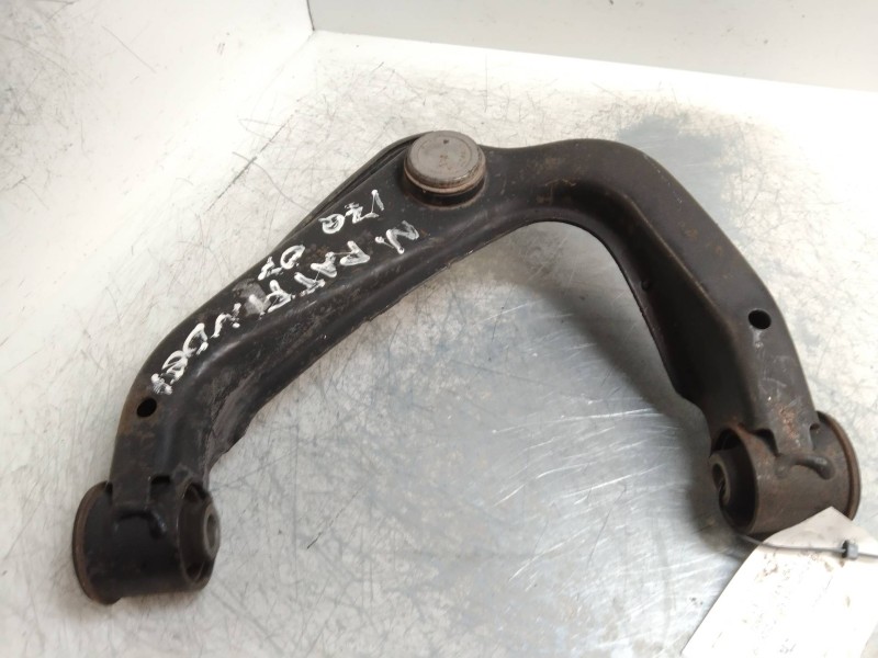 Recambio de brazo suspension superior delantero izquierdo para nissan pathfinder (r51) 2.5 dci diesel cat referencia OEM IAM   