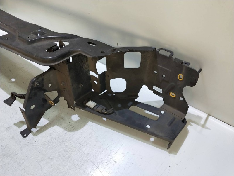 Recambio de panel frontal para volvo xc90 2.4 diesel cat referencia OEM IAM   