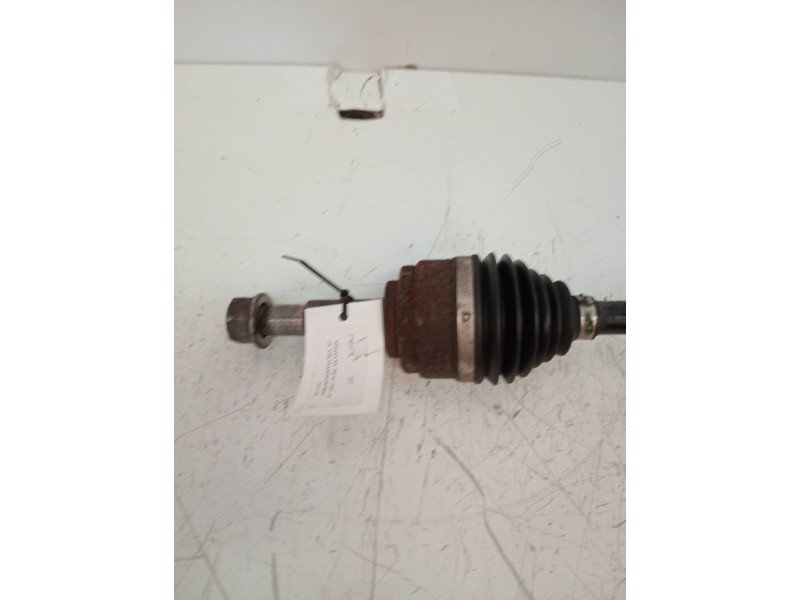 Recambio de transmision delantera izquierda para nissan nv 200 (m20) kombi premium referencia OEM IAM 39101JX00A  