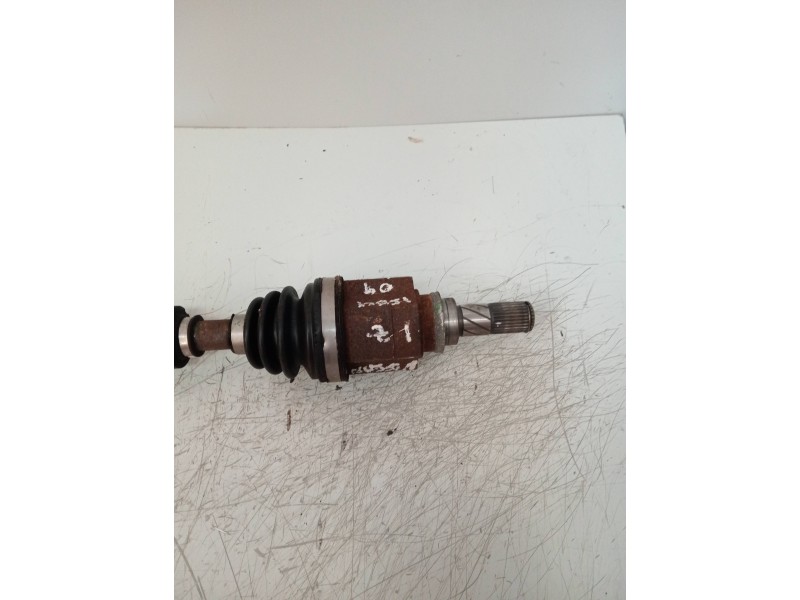 Recambio de transmision delantera izquierda para nissan nv 200 (m20) kombi premium referencia OEM IAM 39101JX00A  