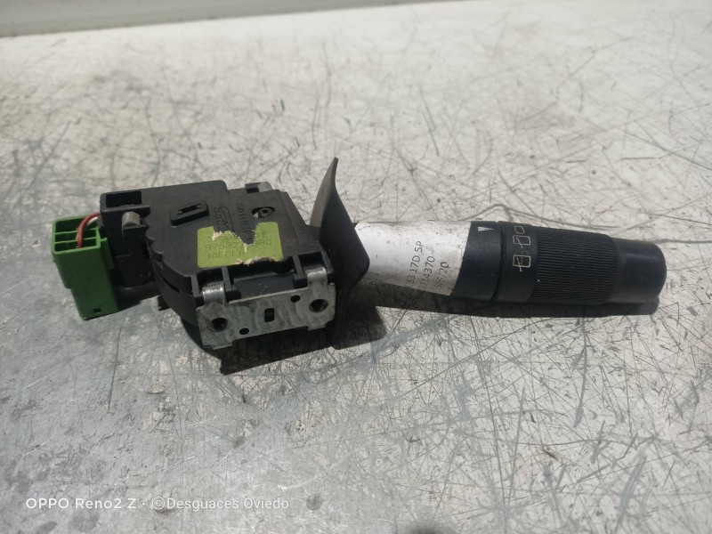 Recambio de mando limpia para peugeot 205 berlina 1.8 diesel cat referencia OEM IAM    Recambio de mando limpia para peugeot 205 berlina 1.8 diesel cat referencia OEM IAM