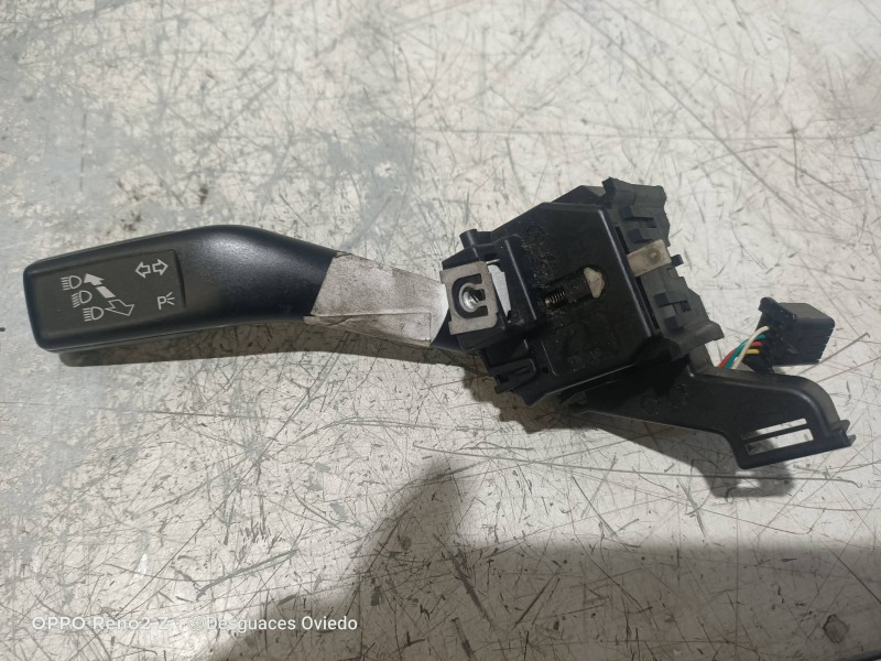 Recambio de mando luces para seat toledo (5p2) 1.6 referencia OEM IAM 1K0953513E  