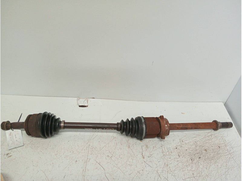 Recambio de transmision delantera derecha para nissan almera tino (v10m) 2.2 16v turbodiesel cat referencia OEM IAM   