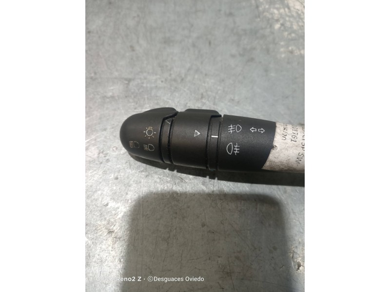 Recambio de mando luces para renault laguna ii grandtour (kg0) dynamique confort referencia OEM IAM 8200328896  
