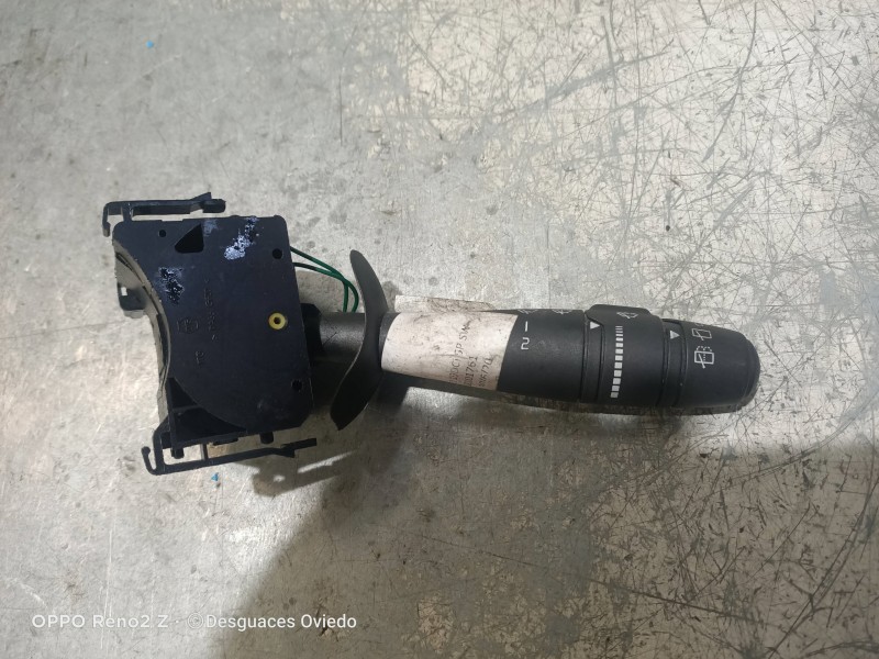 Recambio de mando limpia para renault laguna ii grandtour (kg0) dynamique confort referencia OEM IAM 8200328896  