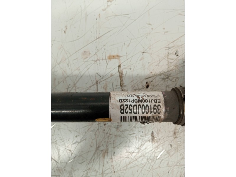 Recambio de transmision delantera derecha para nissan qashqai (j10) acenta referencia OEM IAM 39100DJ52B  