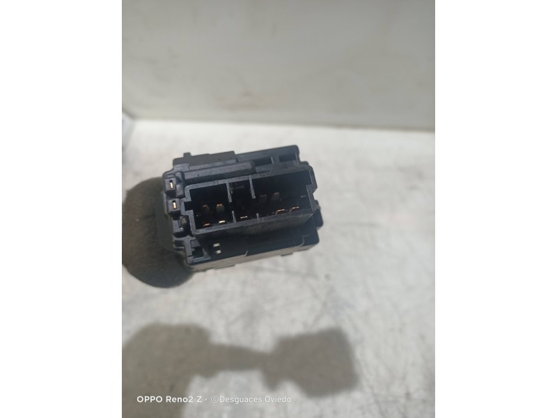 Recambio de mando limpia para peugeot partner (s1) port aventura referencia OEM IAM 96049597ZL  