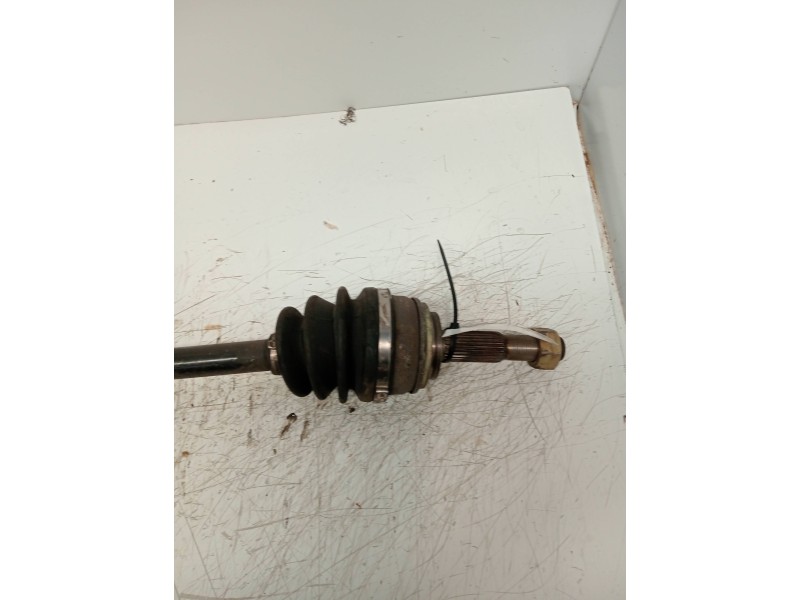 Recambio de transmision delantera derecha para nissan sunny berlina (n14) 2.0 diesel referencia OEM IAM   