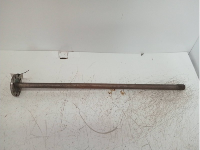 Recambio de transmision trasera derecha para nissan trade 2.8 d referencia OEM IAM    Recambio de transmision trasera derecha para nissan trade 2.8 d referencia OEM IAM