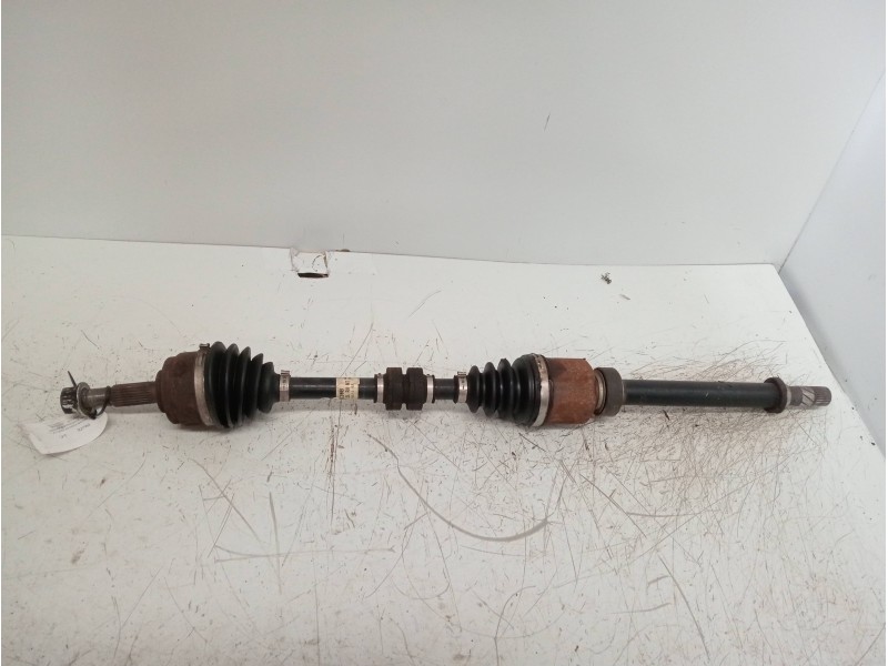 Recambio de transmision delantera derecha para nissan tiida (c11x/sc11x) acenta referencia OEM IAM 39100EL20B  