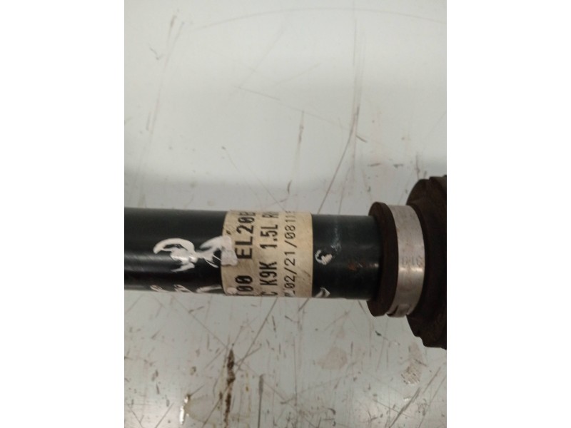 Recambio de transmision delantera derecha para nissan tiida (c11x/sc11x) acenta referencia OEM IAM 39100EL20B  