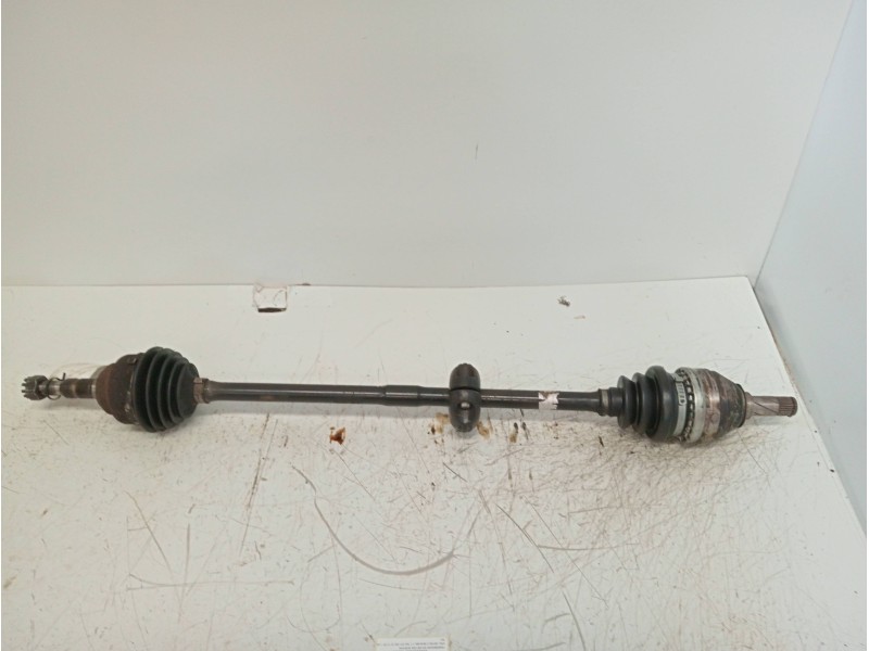 Recambio de transmision delantera derecha para opel astra g berlina 1.7 16v dti cat (y 17 dt / lr6) referencia OEM IAM    Recambio de transmision delantera derecha para opel astra g berlina 1.7 16v dti cat (y 17 dt / lr6) referencia OEM IAM