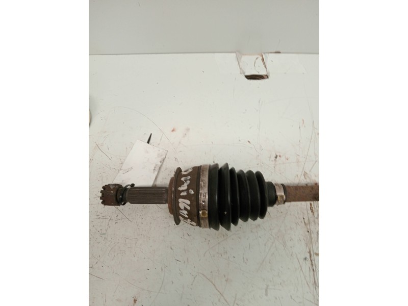 Recambio de transmision delantera derecha para opel corsa b 1.4 16v referencia OEM IAM    Recambio de transmision delantera derecha para opel corsa b 1.4 16v referencia OEM IAM