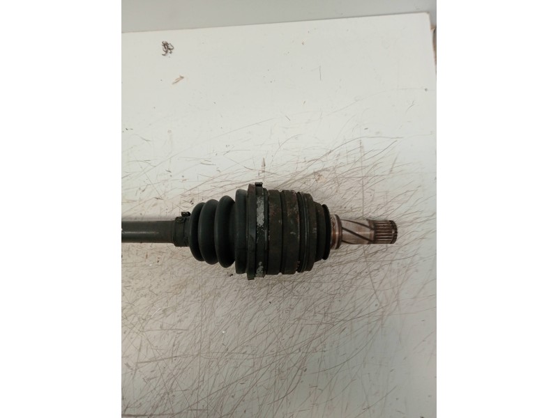 Recambio de transmision delantera derecha para opel corsa b 1.7 diesel referencia OEM IAM   