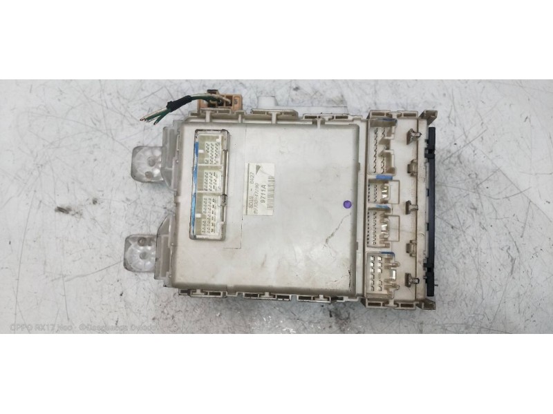 Recambio de caja reles / fusibles para toyota prius (nhw20) basis referencia OEM IAM 8273047290 8D190427 803110416 