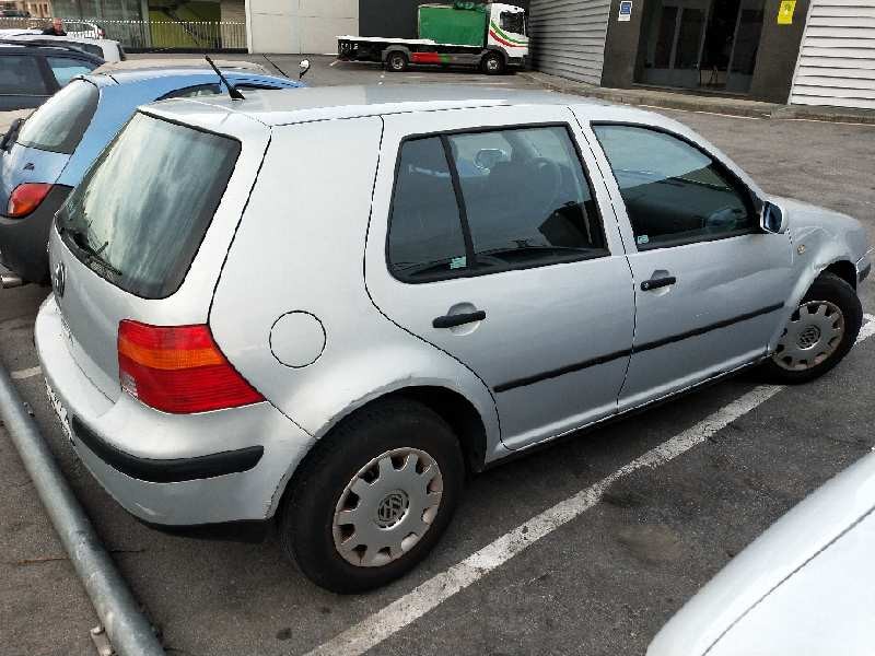 volkswagen golf iv berlina (1j1) del año 1999