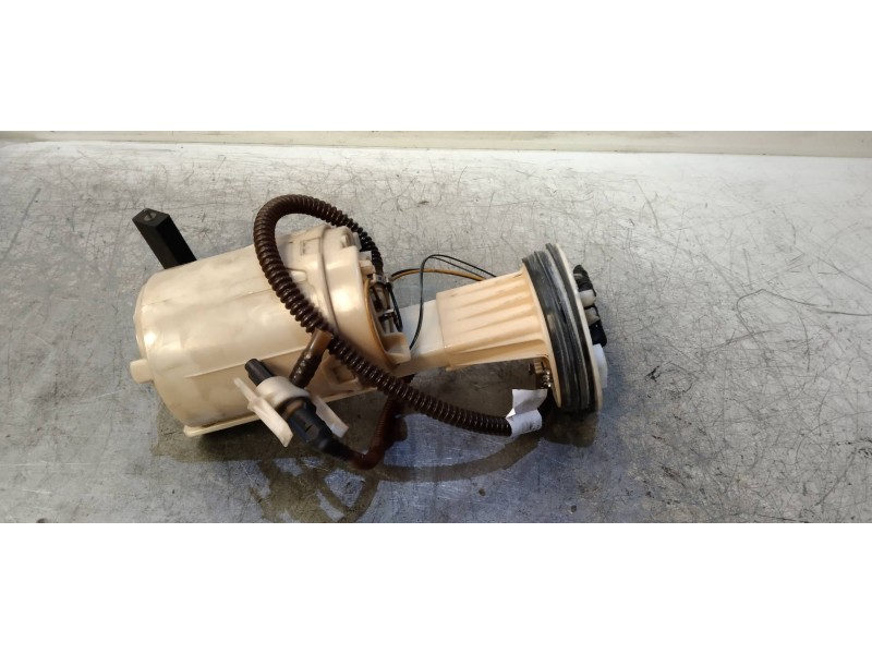 Recambio de bomba combustible para audi a4 berlina (8e) 1.8 t referencia OEM IAM 228233018005 8F0919051I 