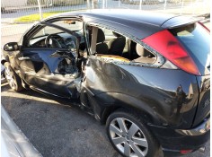 ford focus berlina (cak) del año 2003 2