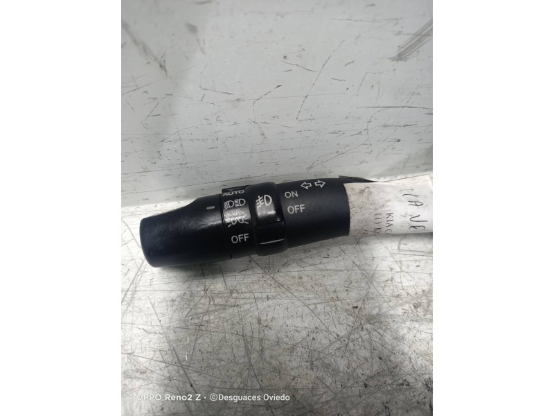 Recambio de mando luces para kia carens (un) 2.0 crdi referencia OEM IAM 202004727  