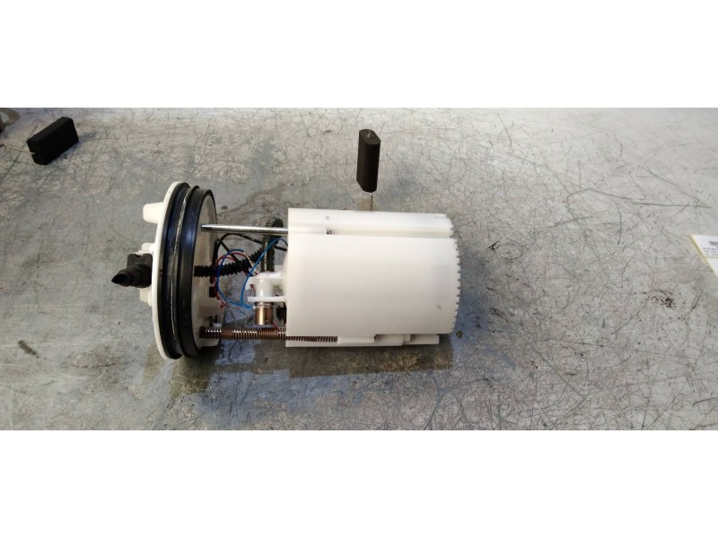 Recambio de bomba combustible para ford focus lim. (cb8) edition referencia OEM IAM BV619H307JD 0580200065 