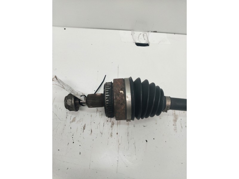 Recambio de transmision delantera izquierda para mercedes clase m (w163) 270 cdi (163.113) referencia OEM IAM 1633300401  