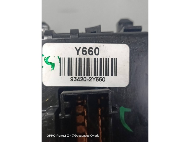 Recambio de mando limpia para hyundai ix35 1.7 crdi cat referencia OEM IAM 934202Y660  