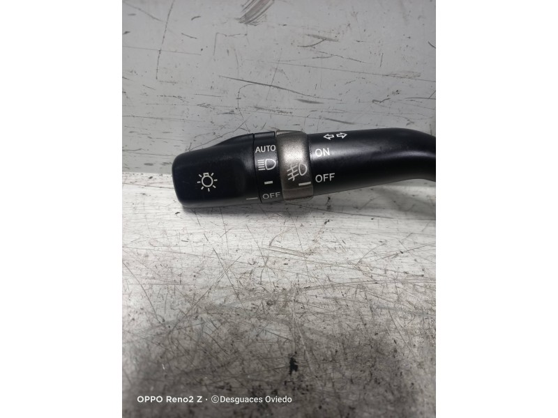 Recambio de mando luces para lexus is200 (gxe10) 2.0 cat referencia OEM IAM 17A089D  