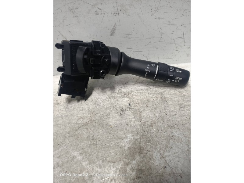 Recambio de mando limpia para lexus ct 200h referencia OEM IAM 173848  