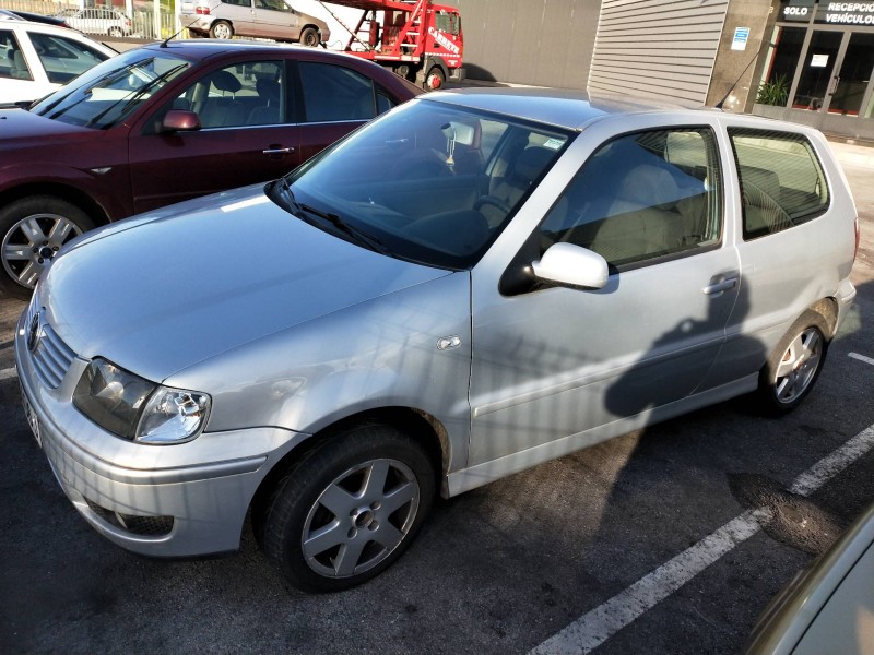 volkswagen polo berlina (6n2) del año 2000