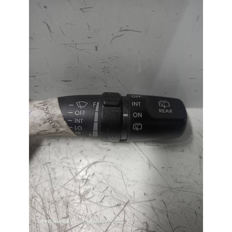 Recambio de mando limpia para kia sportage 2.0 turbodiesel cat referencia OEM IAM 621W05200  