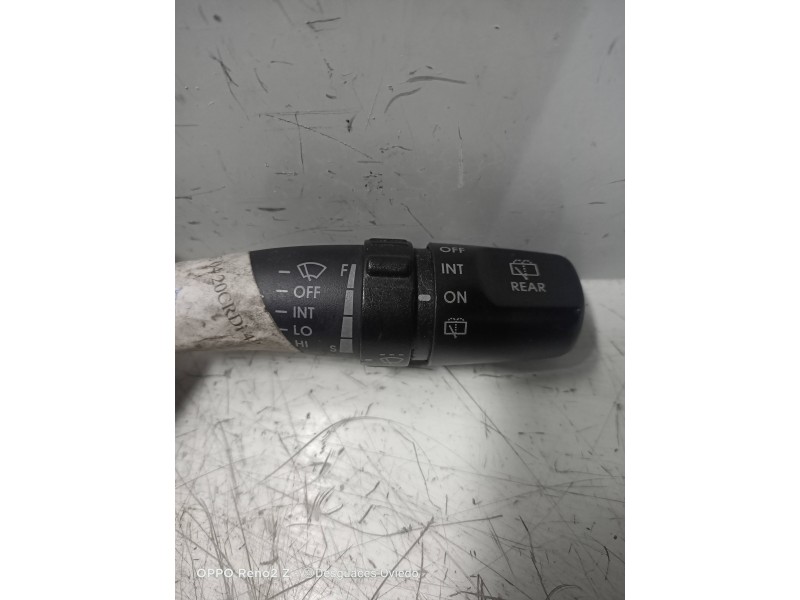 Recambio de mando limpia para kia sportage 2.0 turbodiesel cat referencia OEM IAM 621W05200  