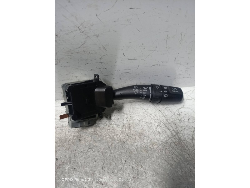 Recambio de mando limpia para kia sportage 2.0 turbodiesel cat referencia OEM IAM 621W05200  