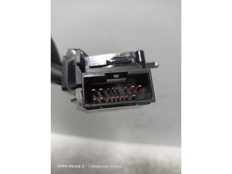 Recambio de mando luces para kia sportage 2.0 turbodiesel cat referencia OEM IAM 202003393  